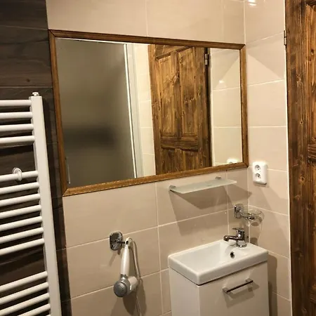 SG chalupa ŠTIKOV - Podkrkonoší - s celoročním privátním wellness *