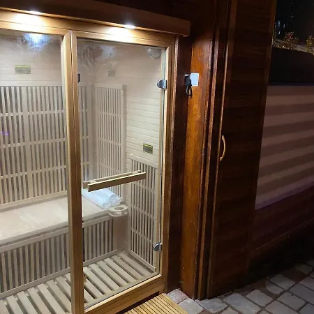 Prázdninový dům Sg štikov - Podkrkonoší - S Celoročním Privátním Wellness