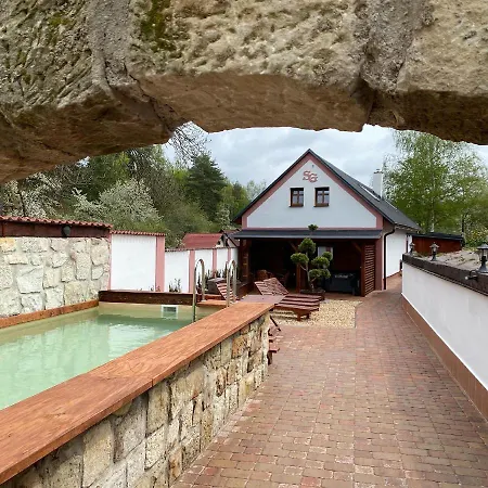 Sg štikov - Podkrkonoší - S Celoročním Privátním Wellness Nová Paka