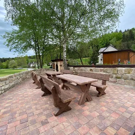 Prázdninový dům Sg štikov - Podkrkonoší - S Celoročním Privátním Wellness