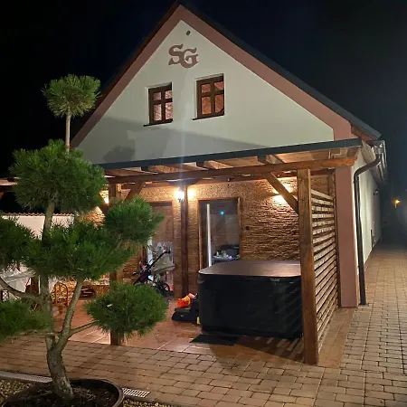 SG chalupa ŠTIKOV - Podkrkonoší - s celoročním privátním wellness Casa vacanze Nová Paka