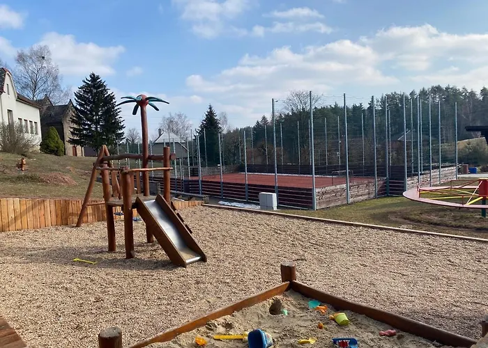 Sg štikov - Podkrkonoší - S Celoročním Privátním Wellness * Nová Paka